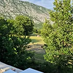 Lukari Vacation Holiday home Drivenik
