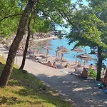 Lukari Vacation * Drivenik